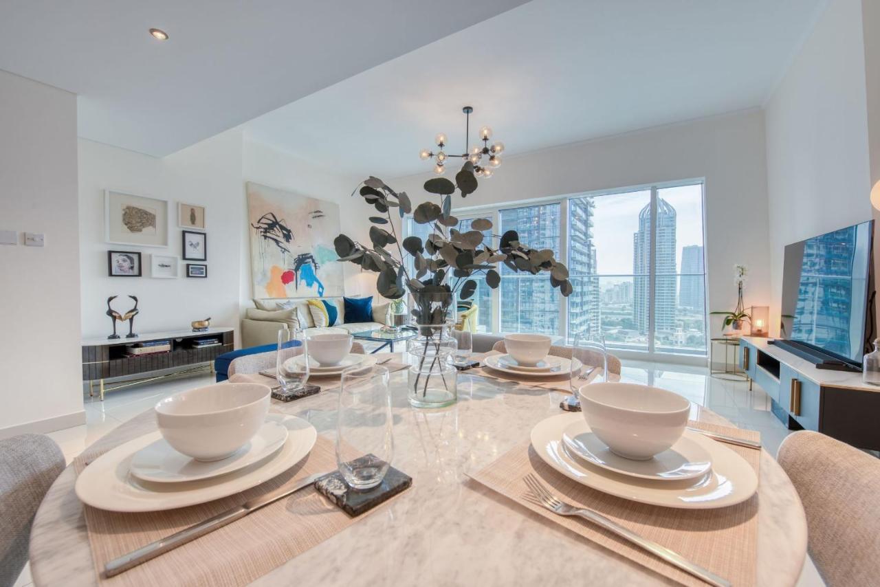 Апартаменты Maison Privee - Aesthetic Apt With Stunning View In Luxurious Building Дубай Экстерьер фото
